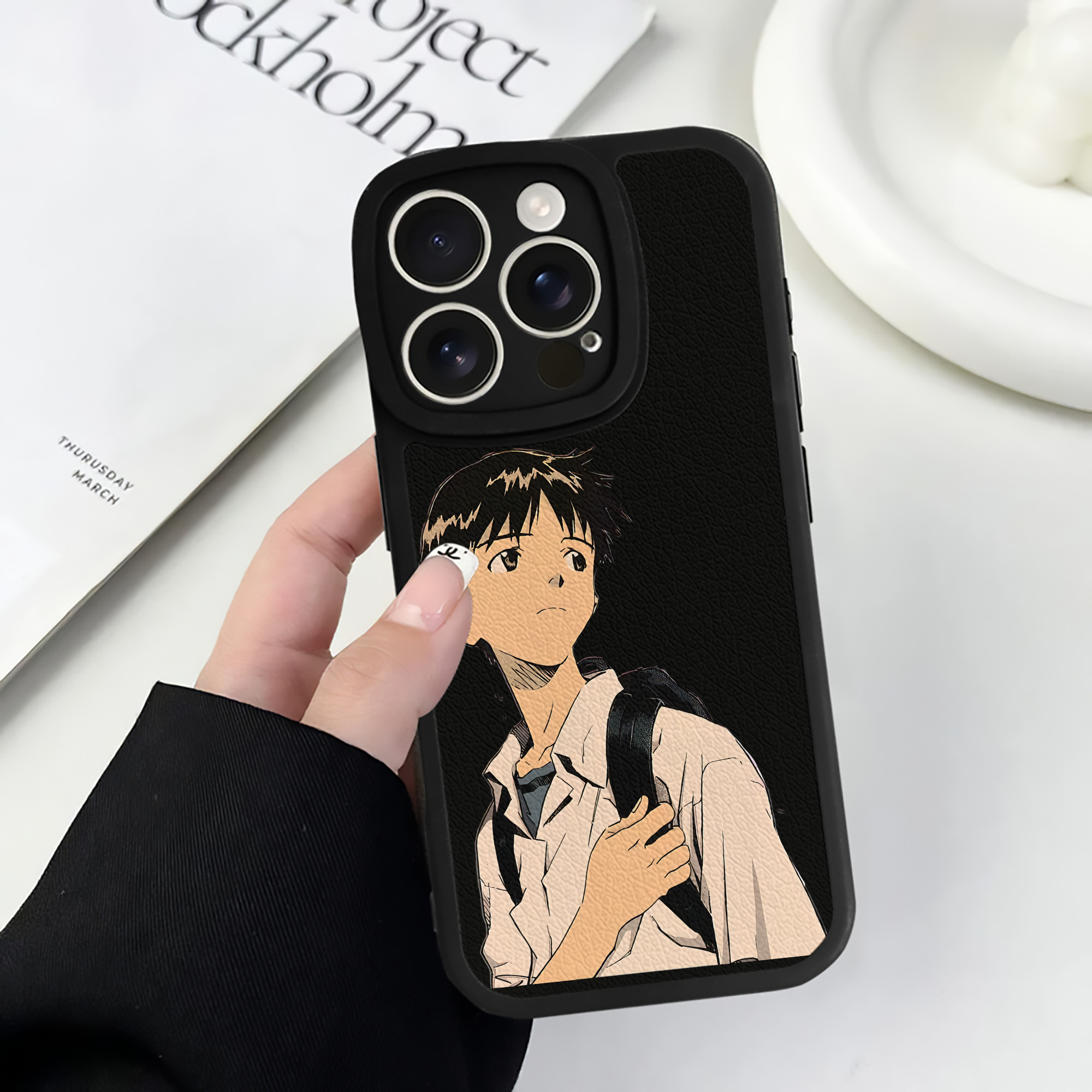 （画像用） EVA 新世紀エヴァンゲリオン 【iPhone 16シリーズ対応】シリコンスマホケース（レザー調） 材質：シリコン